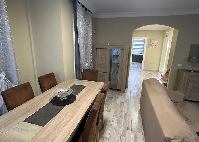 Lady#luxury * 阿德耶